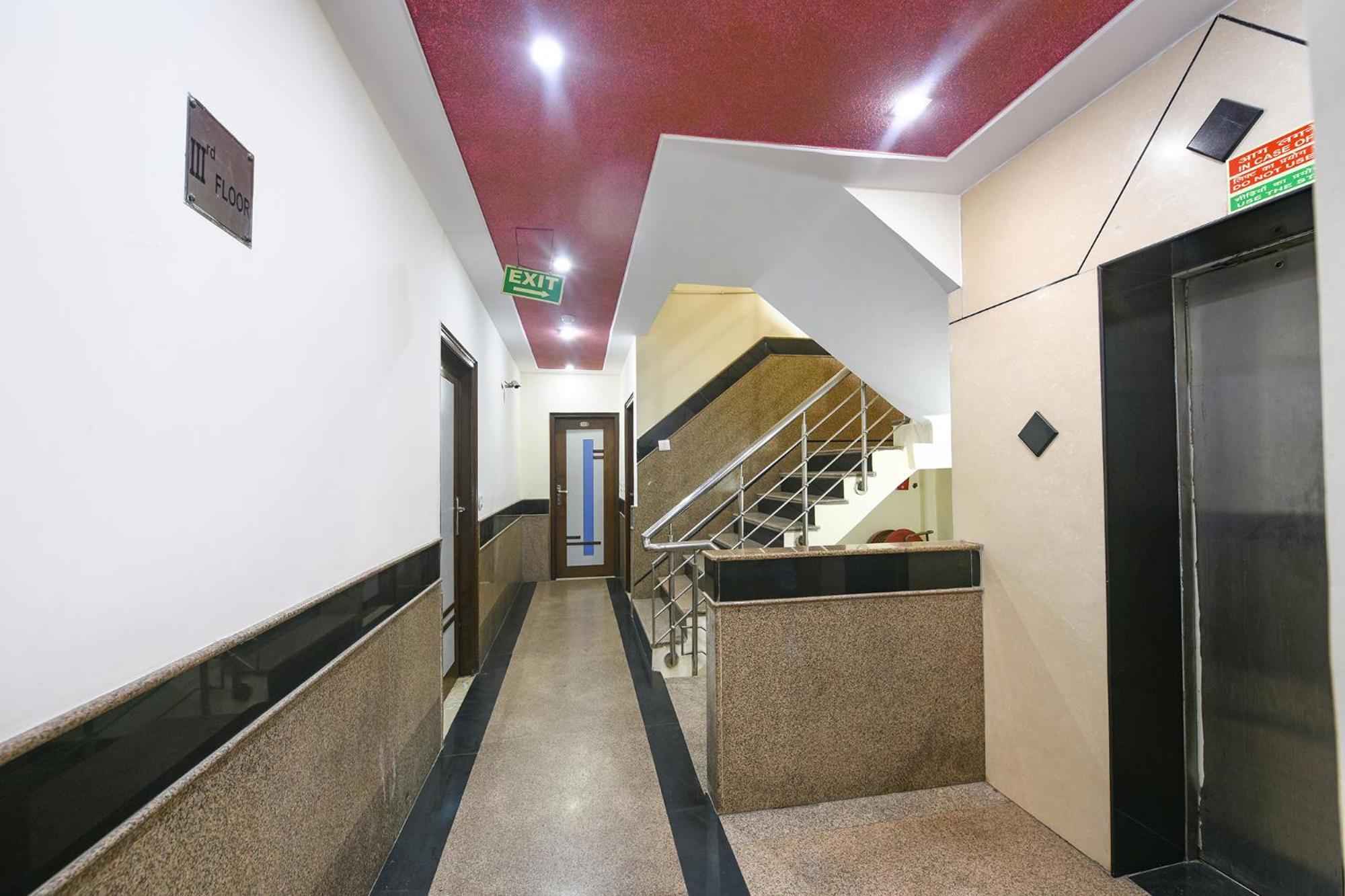 Fabhotel Jaggi Palace Karol Bagh Delhi  Exterior photo