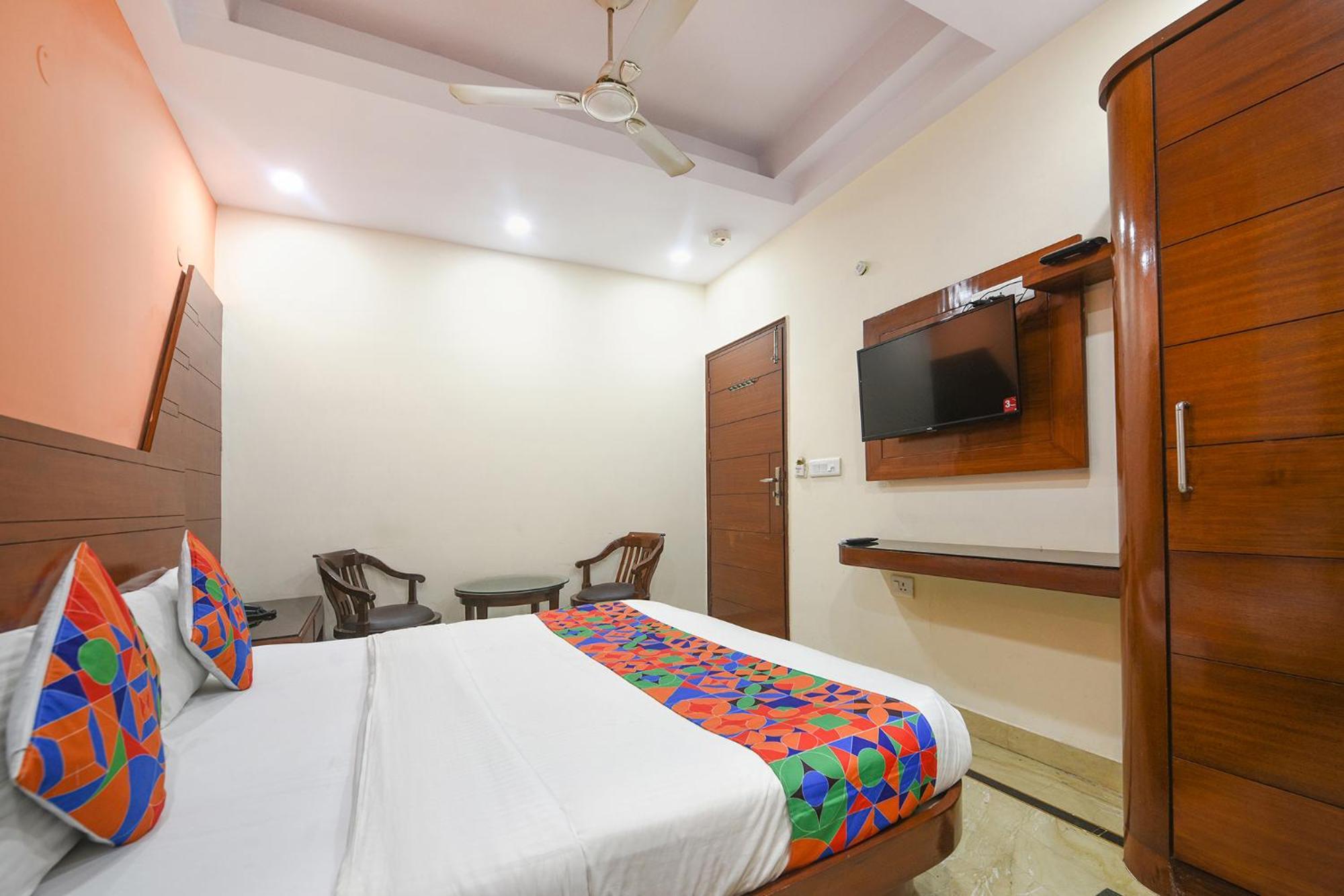 Fabhotel Jaggi Palace Karol Bagh Delhi  Exterior photo