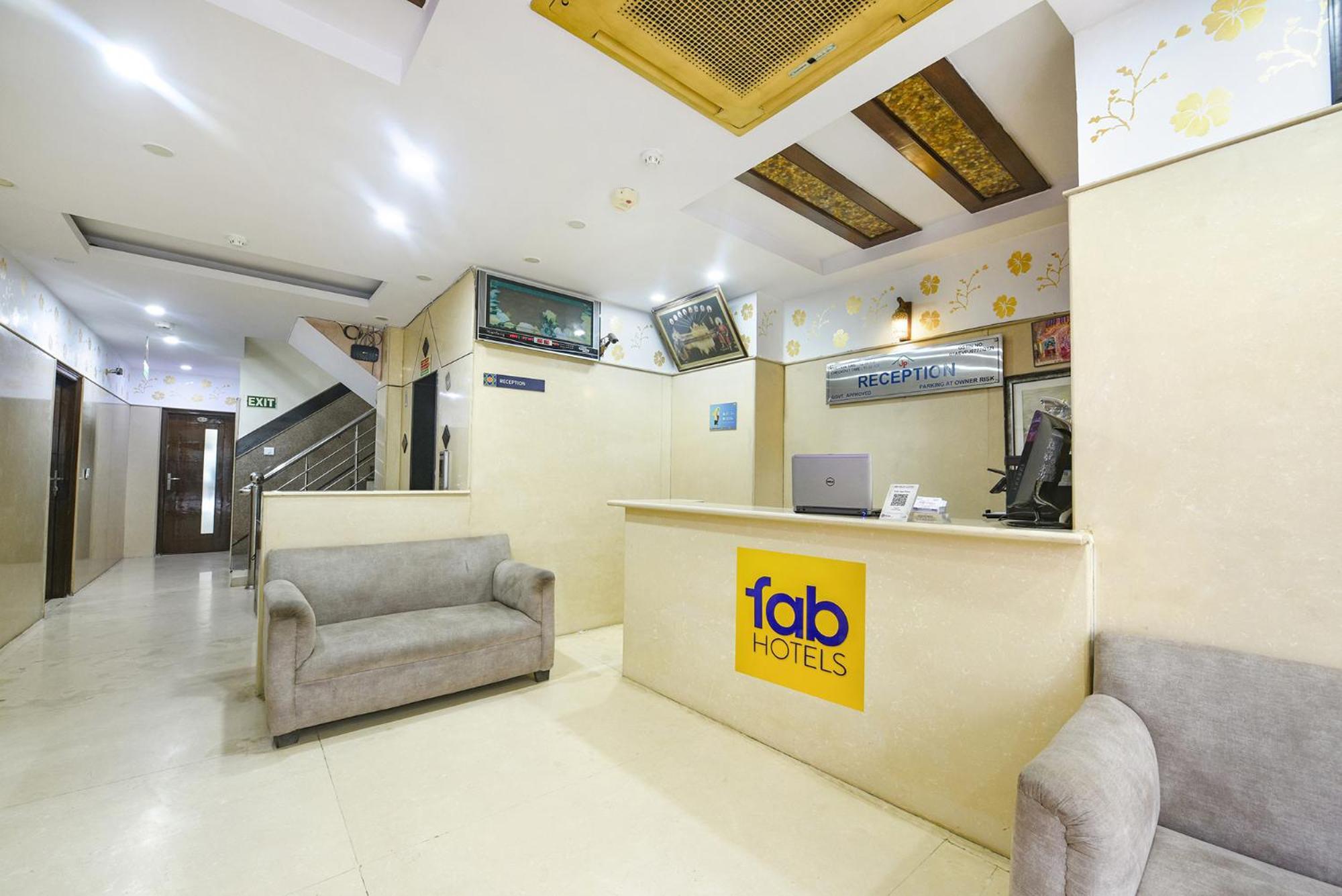 Fabhotel Jaggi Palace Karol Bagh Delhi  Exterior photo